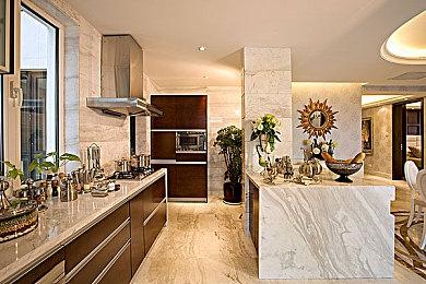 《漫威蜘蛛侠2》出现事实性错误 迈尔斯家挂古巴国旗