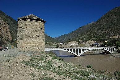 《灵魂骇客2》召唤师指南Vol.6 介绍安全屋和新难度